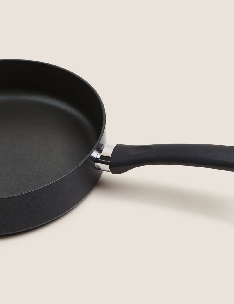 Black Aluminium 26cm Large Non-Stick Sauté Pan