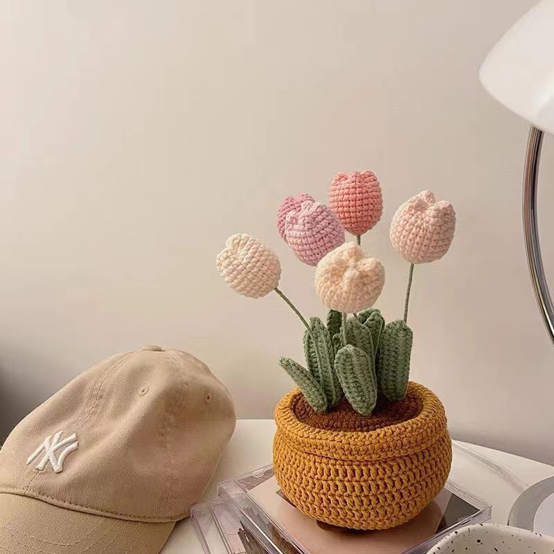 DIY knitted tulip pot decoration MK18502