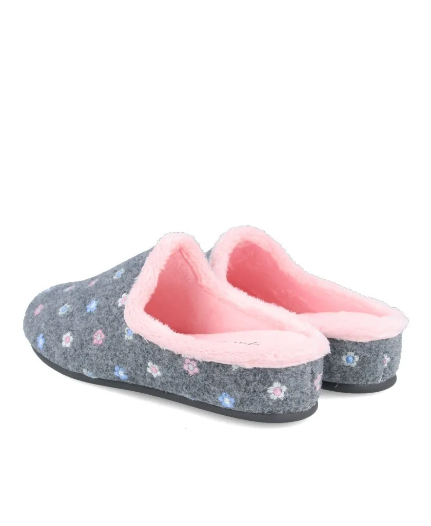 House slippers with flower print Garzón 12000.371