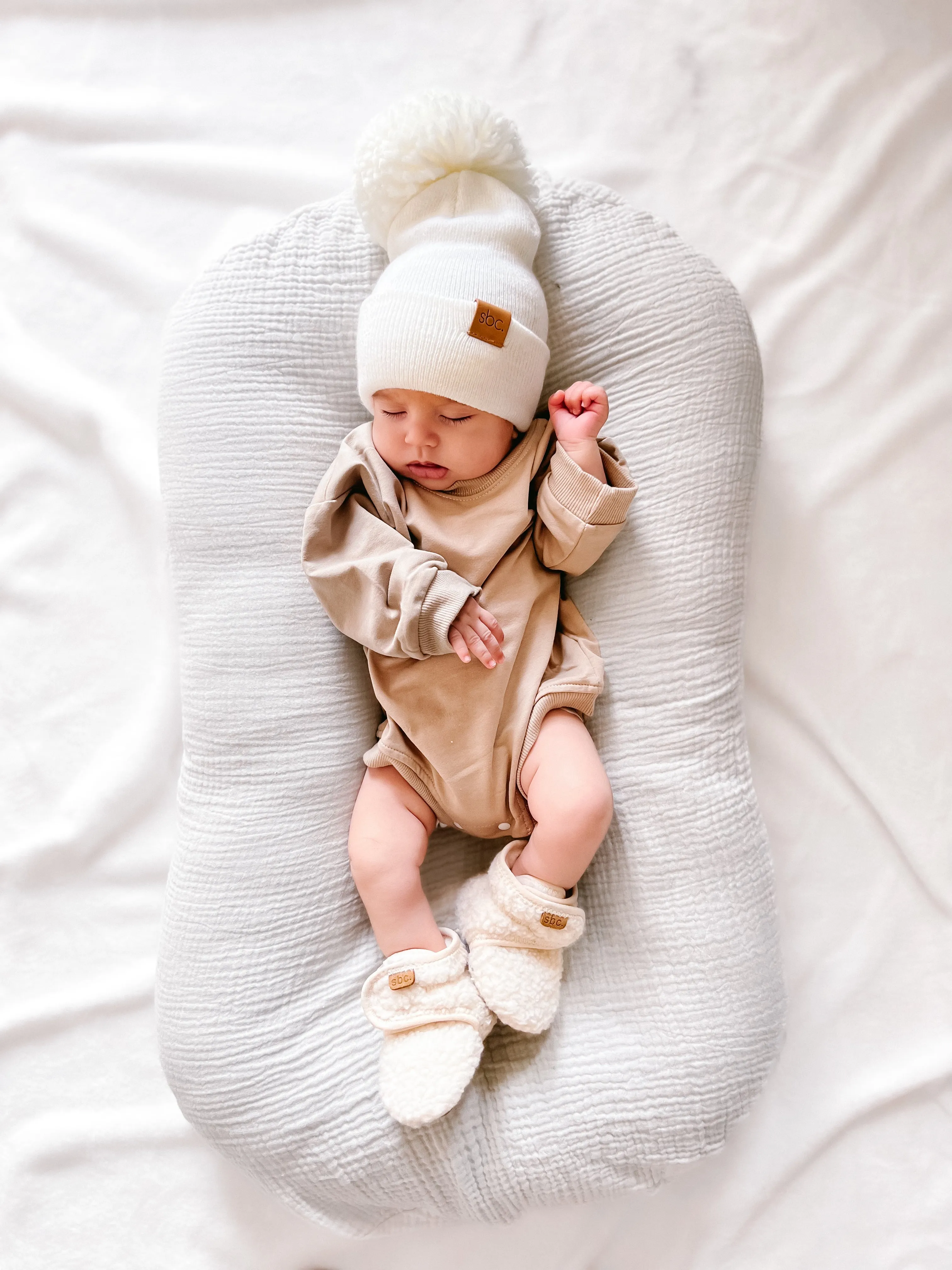 SHORE BABY The Newborn Sherpa Bootie — Vanilla (COLLECTIVE)